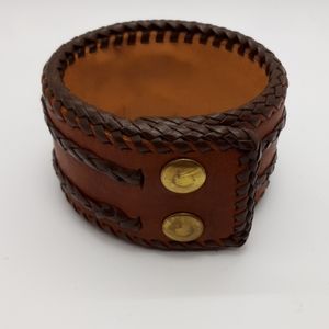 Leather bracelet